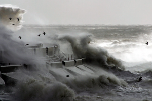 windy weather scotlands coast